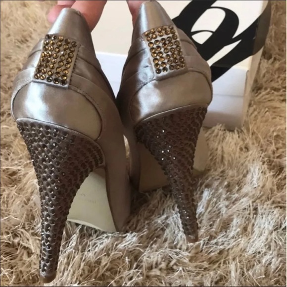 NWOT NINE WEST HEELS 10 - Picture 4 of 8